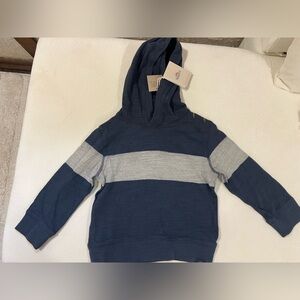 Faherty Sunrise Organic Cotton Hooded tee in Navy and Gray